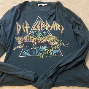 Daydreamer Def Leppard Graphic Long Sleeve Shirt